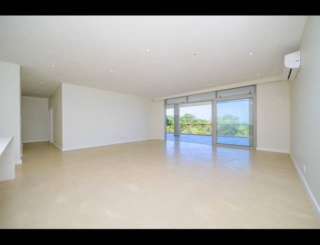 3 BEDROOM APARTMENT TO LET IN SHAKAS ROCK